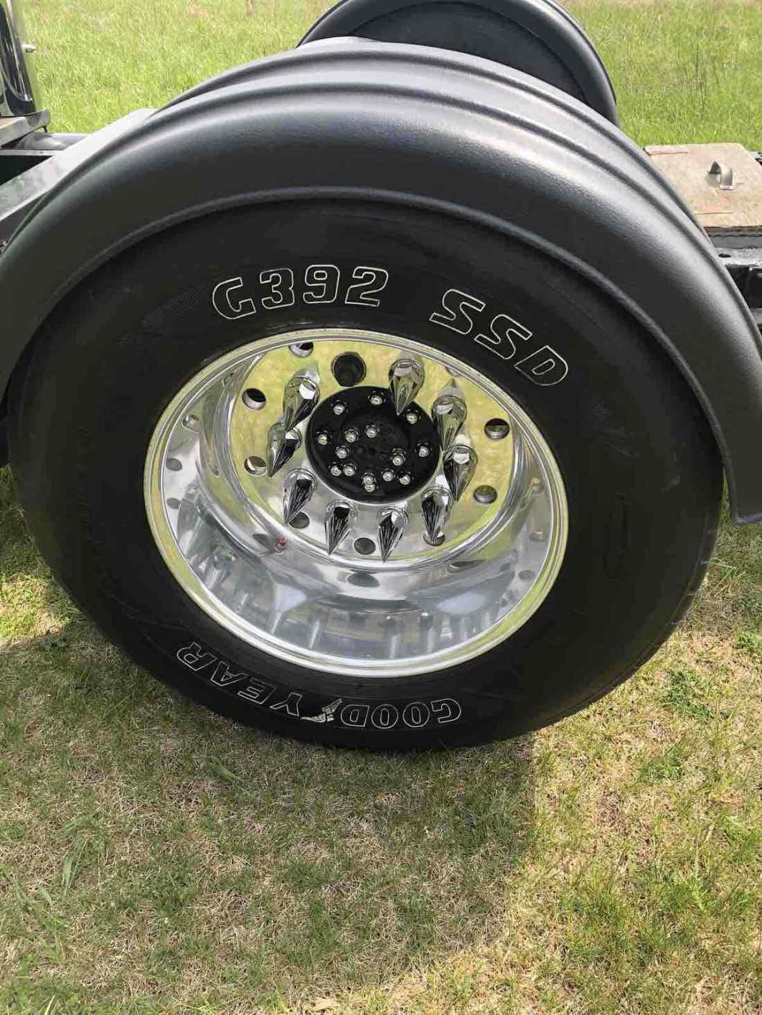 1983 GMC C3500 - photo 8