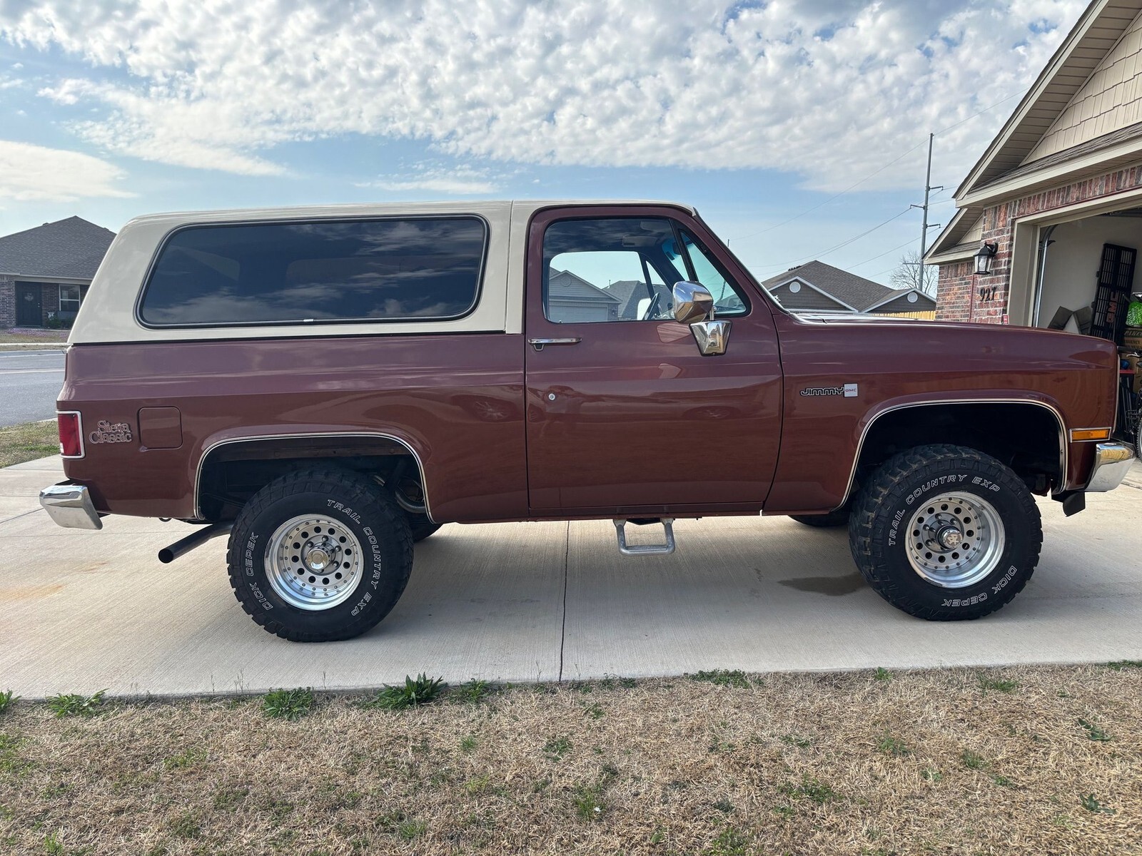 1983 GMC Jimmy Removable Hard Top, Solid Frame, Highly Collectible - photo 2