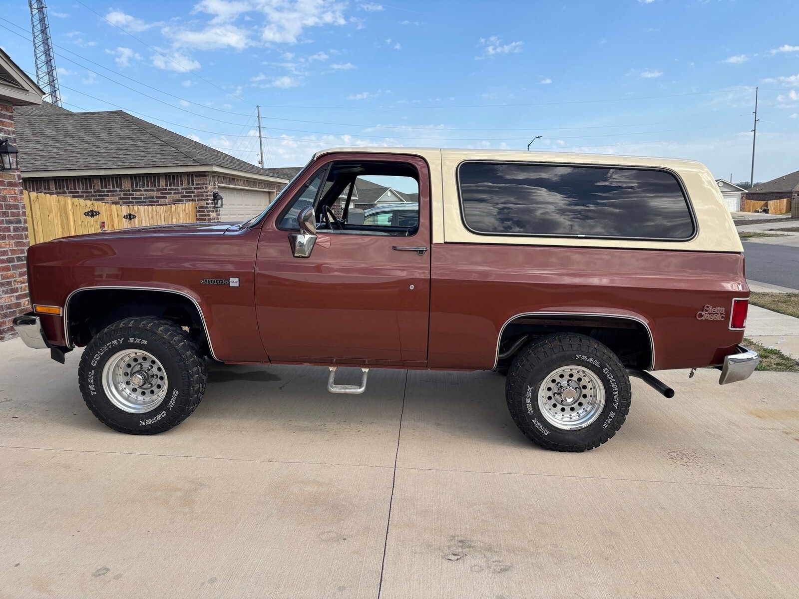 1983 GMC Jimmy Removable Hard Top, Solid Frame, Highly Collectible - photo 4