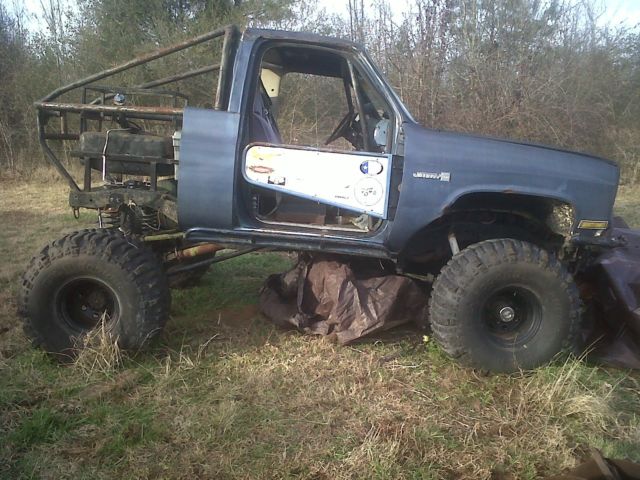 1983 GMC Jimmy Rockcrawler with 44 in Tires and 454 Motor 1983 GMC Jimmy