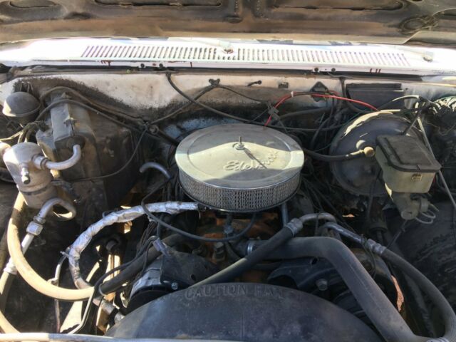 1983 GMC Suburban - photo 12