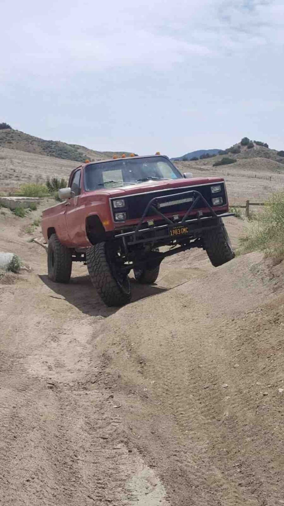 1983 GMC K3500 - photo 2