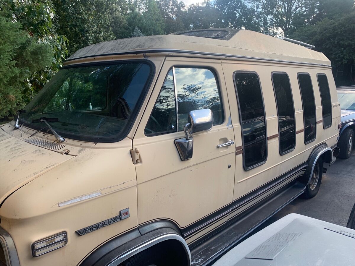 1983 GMC Rally Wagon / Van G2500 - photo 2