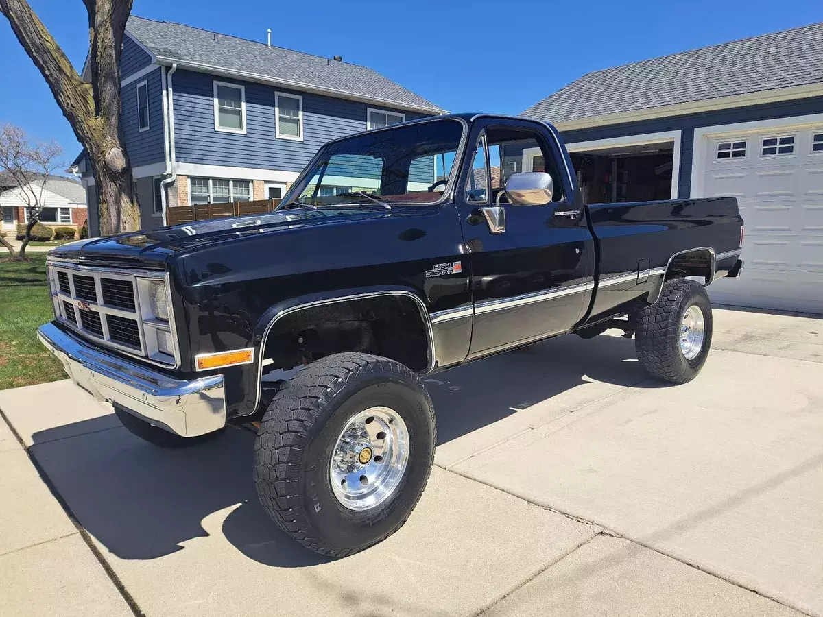 1983 GMC Sierra 2500 Black 1983 GMC Sierra 2500
