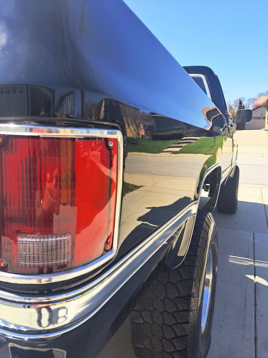 1983 GMC Sierra 2500 - photo 7