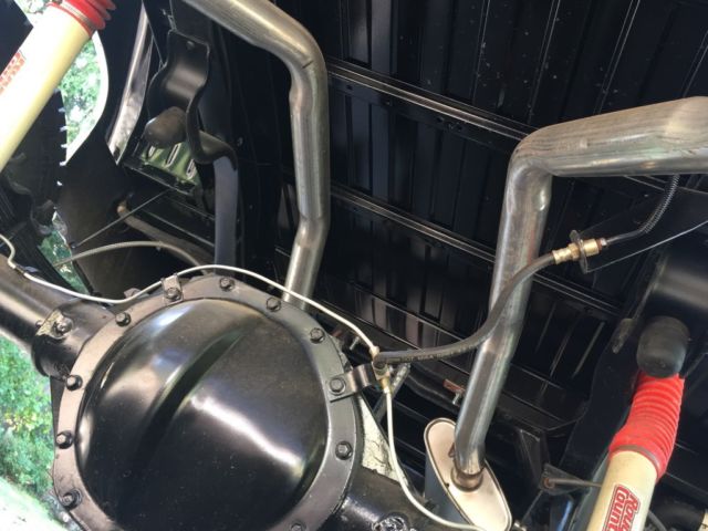 1983 GMC Sierra 2500 - photo 2