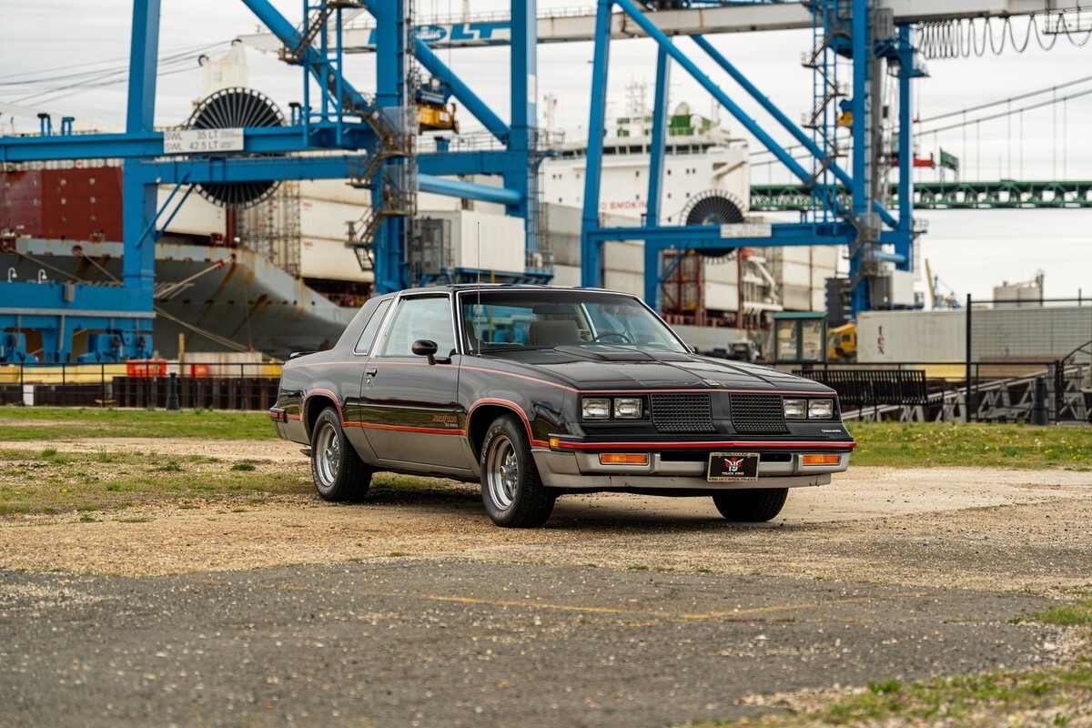 1983 Oldsmobile Cutlass 2dr Coupe Calais - photo 7