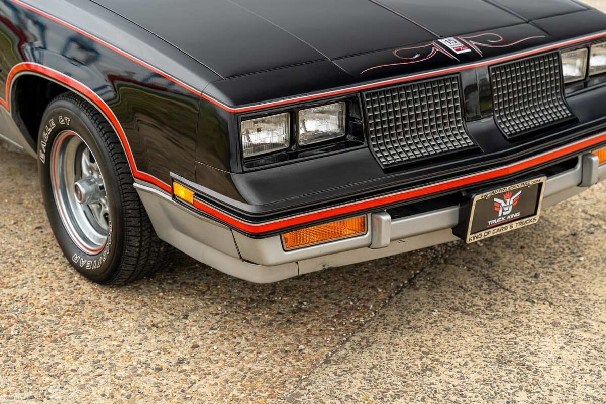 1983 Oldsmobile Cutlass 2dr Coupe Calais - photo 8