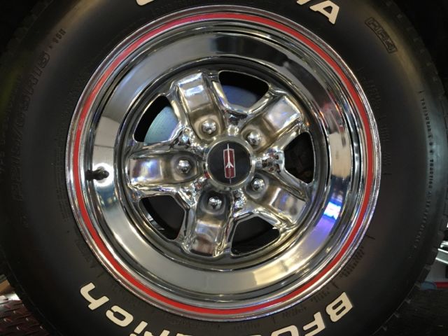 1983 Oldsmobile Cutlass Hurst Olds 15th Anniversary Model - photo 6
