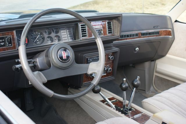 1983 Oldsmobile Cutlass Hurst/Olds - photo 13