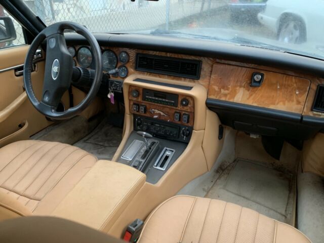 1983 Jaguar XJ6 XJ6 - photo 9