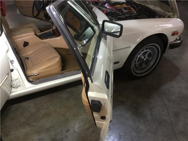 1983 Jaguar XJ6 -- - photo 5