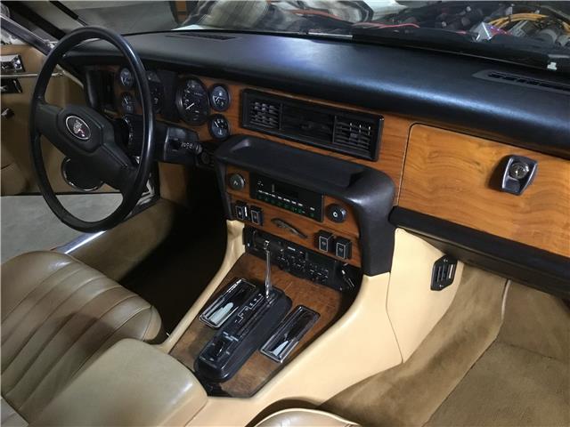 1983 Jaguar XJ6 -- - photo 8