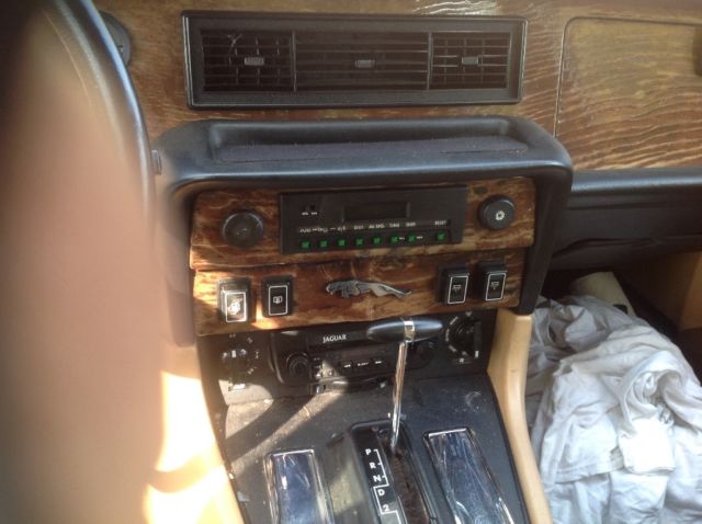1983 Jaguar XJ6 - photo 9