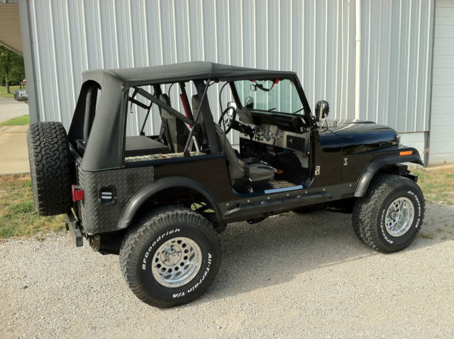 1983 Jeep CJ 7 5.0 HO mustang engine 1983 Jeep CJ CJ7