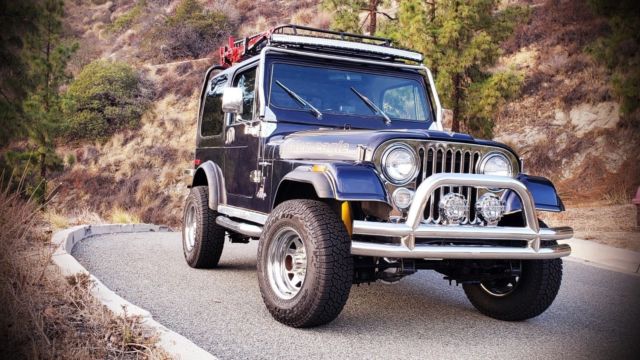 1983 Jeep CJ-7 Fully Frame Restored (Golden Eagle) Mopar Fuel Injection cj7 Cj-7 1983 Jeep CJ