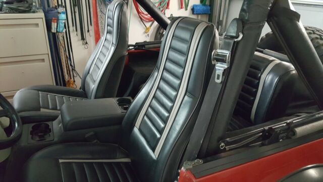 1983 Jeep CJ Laredo - photo 3