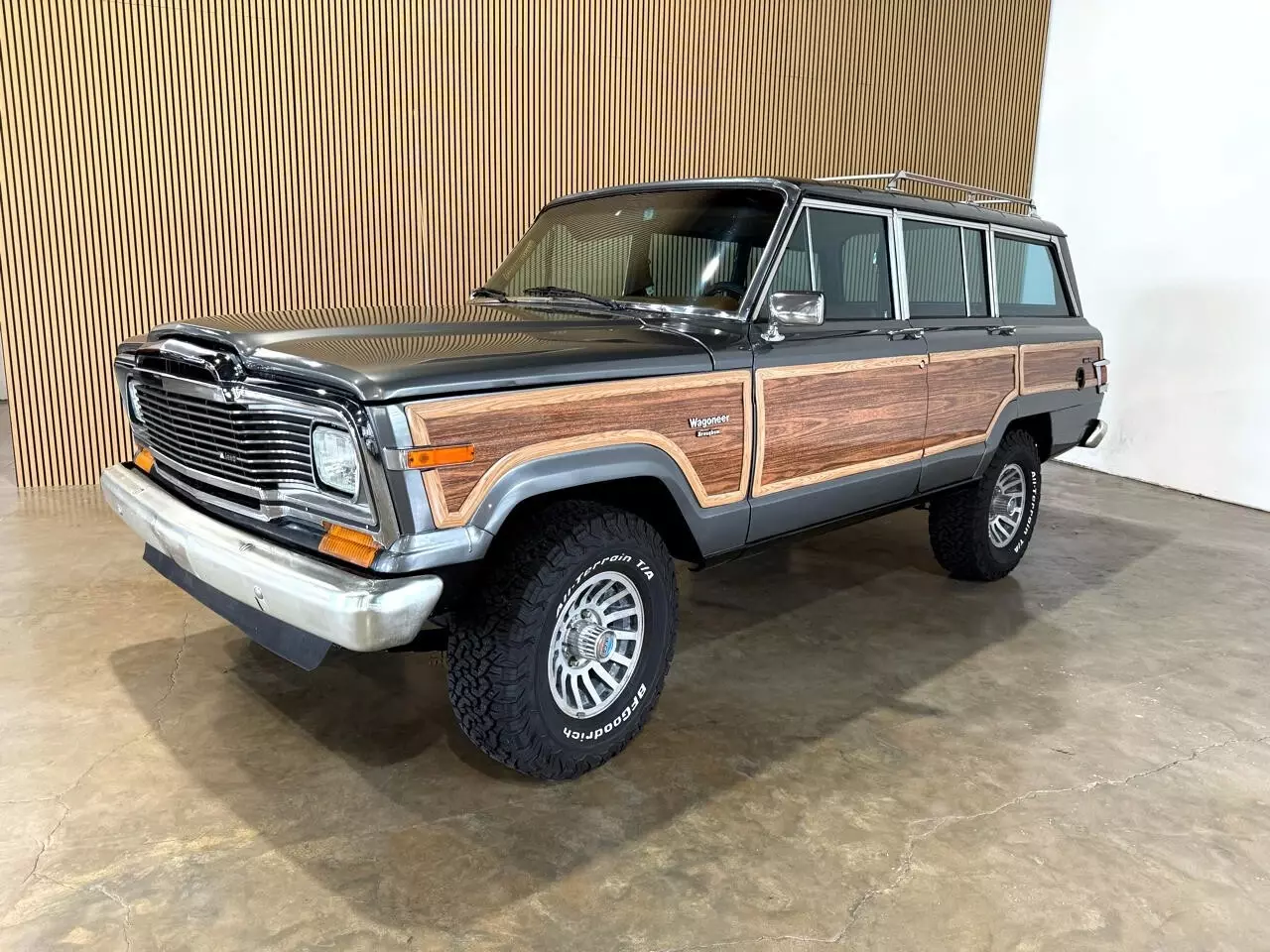 1983 Jeep Grand Wagoneer 4x4 1983 Jeep Wagoneer 4x4