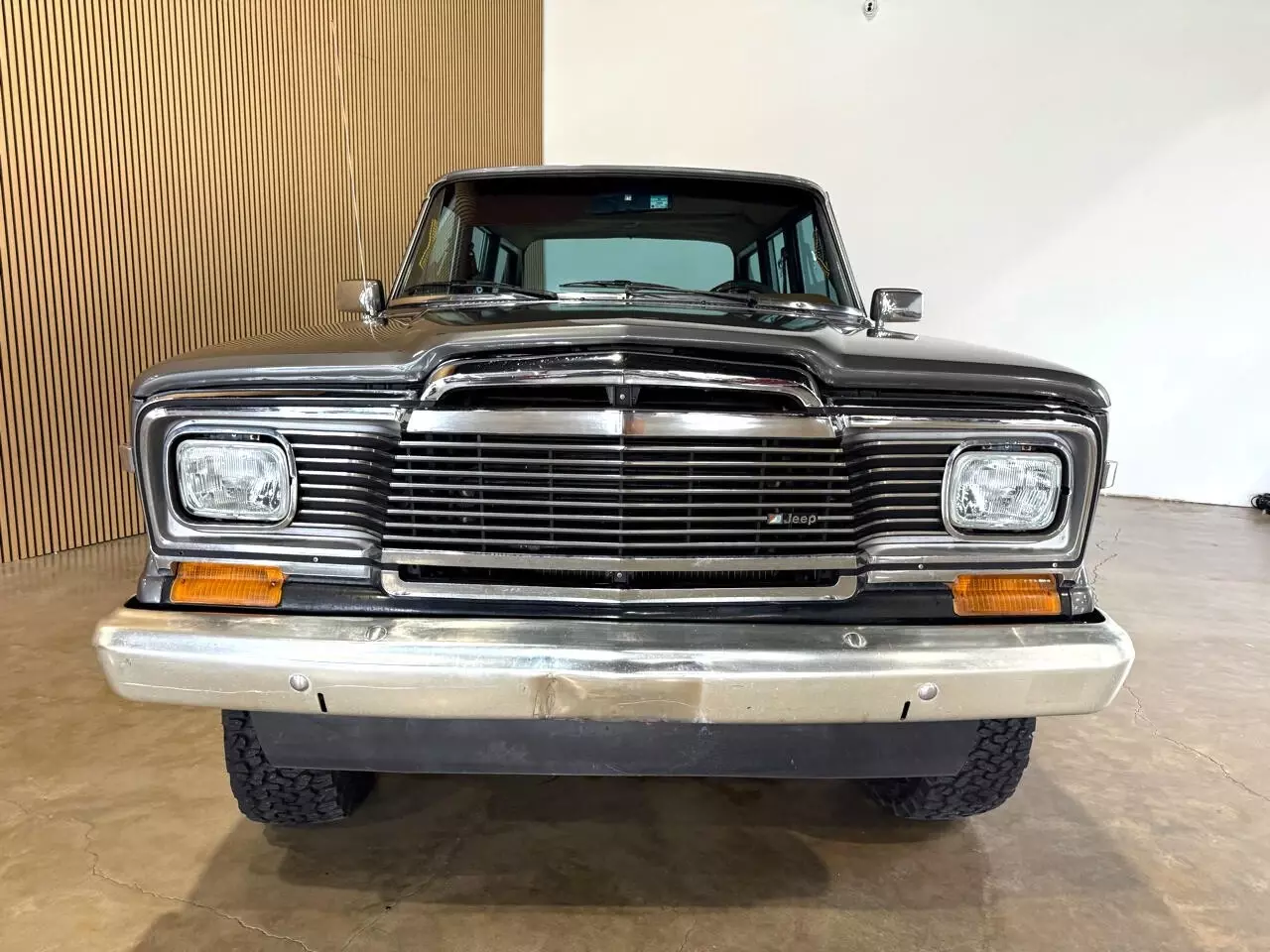 1983 Jeep Wagoneer 4x4 - photo 7