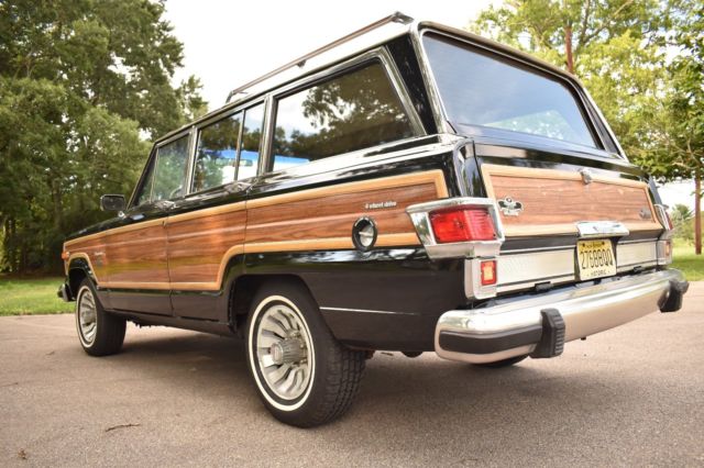 1983 Jeep Wagoneer limited - photo 3