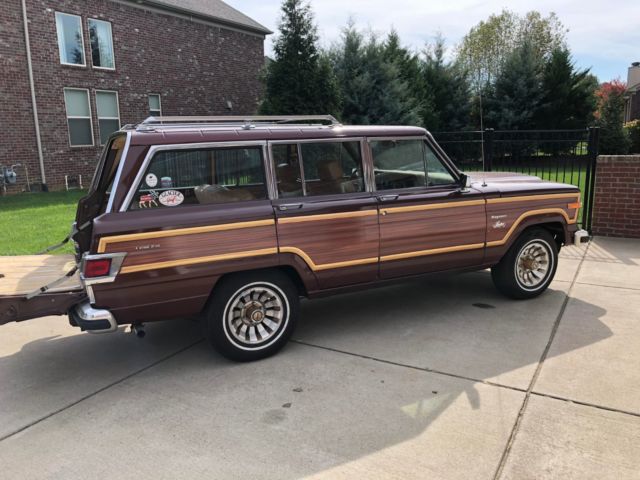 1983 Jeep Wagoneer Limited - photo 7