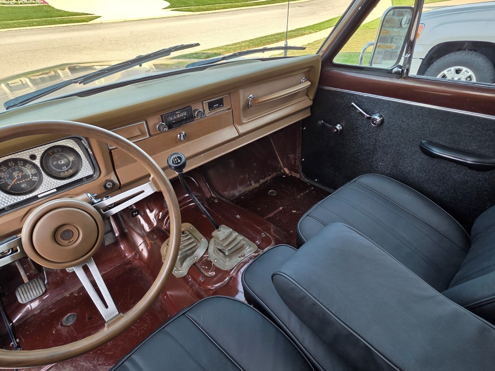 1983 Jeep J10 - photo 3