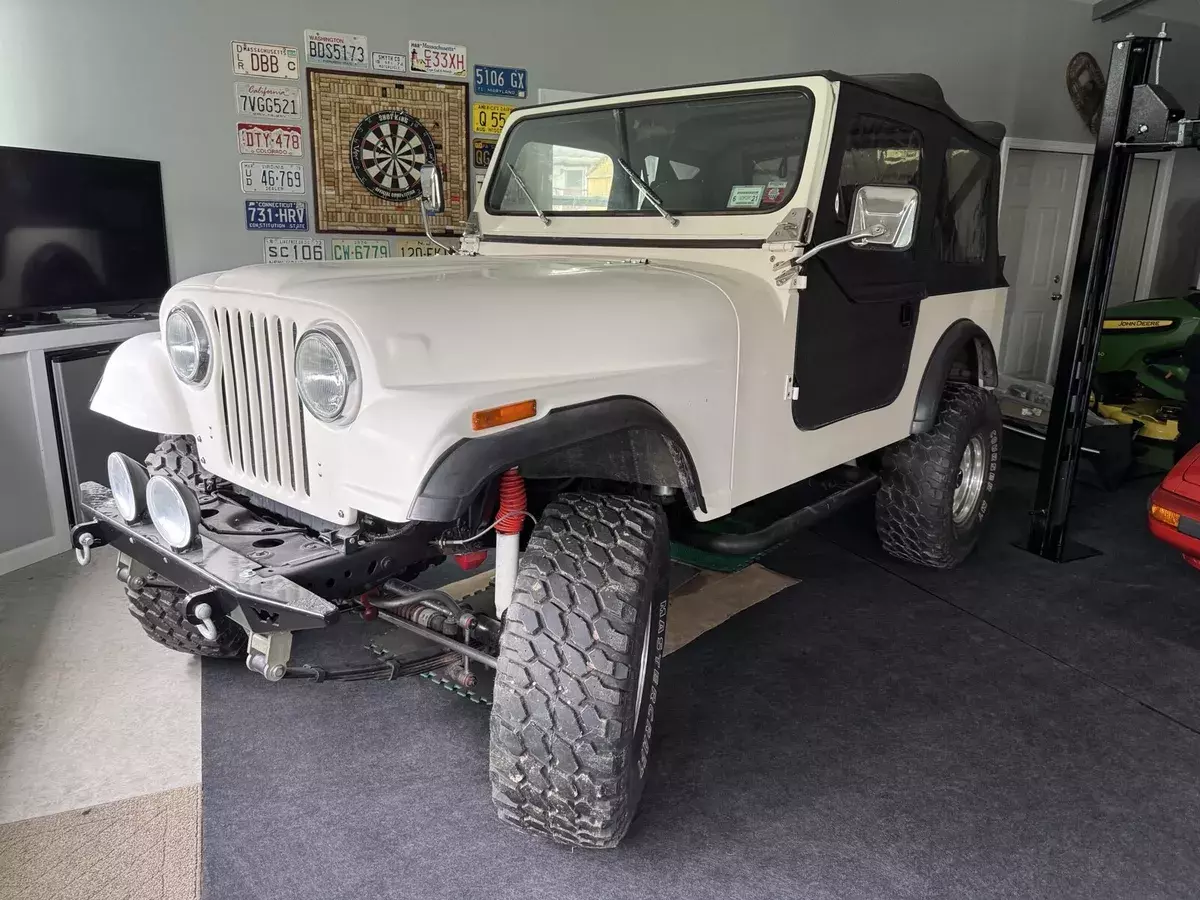 1983 Jeep Jeep SUV White CJ7 1983 Jeep CJ CJ7