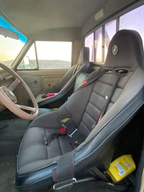 1983 Jeep Cherokee J10 - photo 13