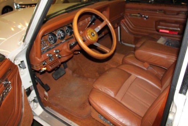 1983 Jeep Wagoneer Limited - photo 5