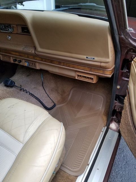1983 Jeep Wagoneer Limited - photo 10