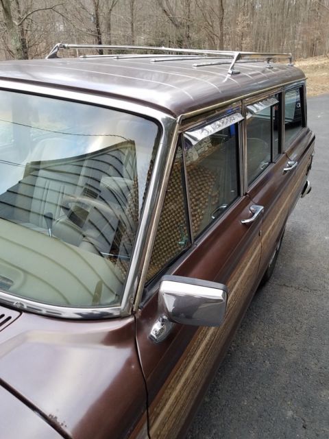 1983 Jeep Wagoneer Limited - photo 4