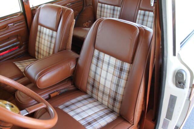 1983 Jeep Wagoneer Limited 4WD - photo 10
