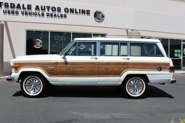 1983 Jeep Wagoneer Limited 4WD - photo 2
