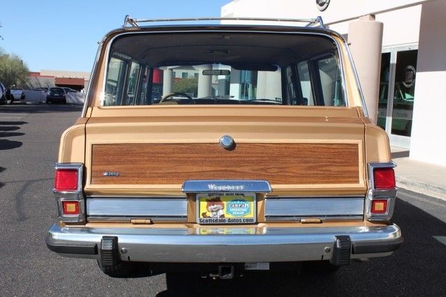 1983 Jeep Wagoneer Limited 4X4 - photo 4