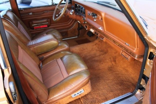 1983 Jeep Wagoneer Limited 4X4 - photo 9