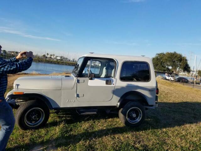1983 Jeep Wrangler - photo 5