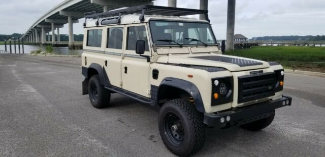 1983 Land Rover Defender . - photo 8