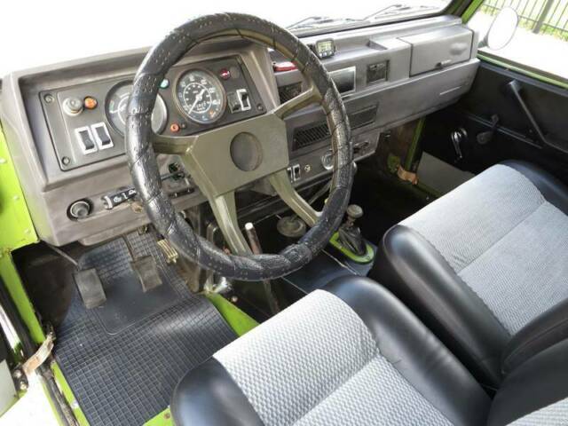 1983 Land Rover Defender SANTANA - photo 12