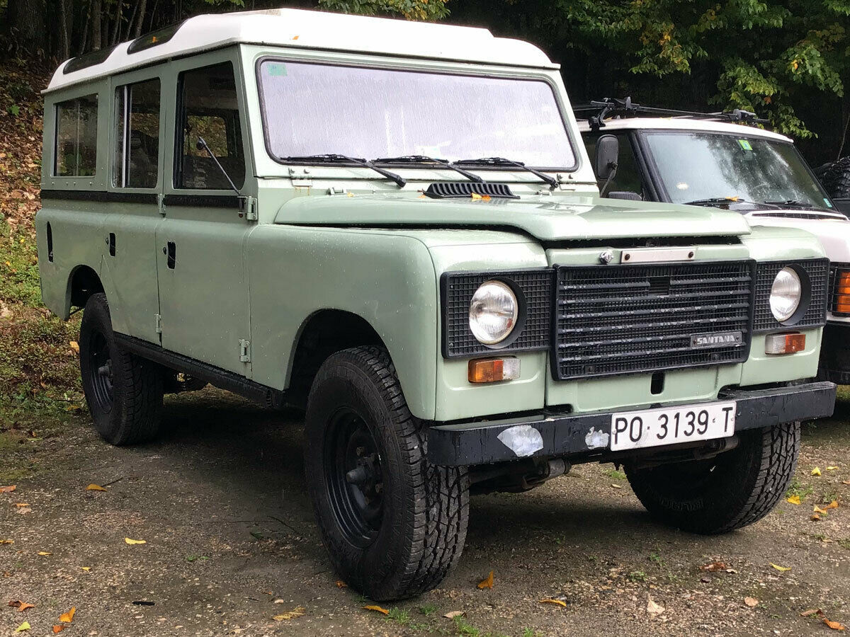 1983 Land Rover Santana Series IV 109 1980 Land Rover Santana
