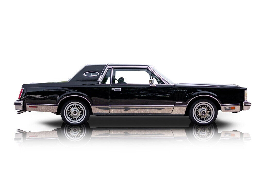 1983 Lincoln Mark Series - photo 2