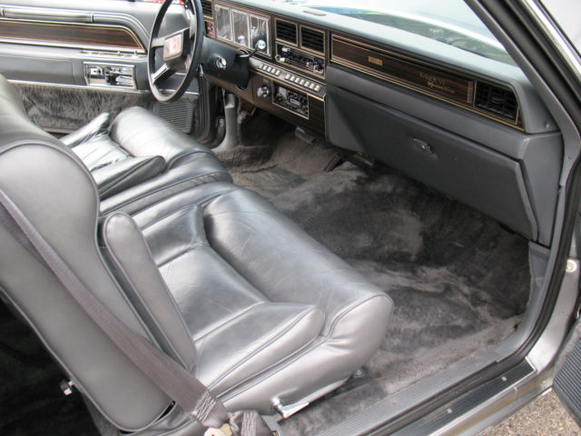 1983 Lincoln Continental Mark VI - photo 8