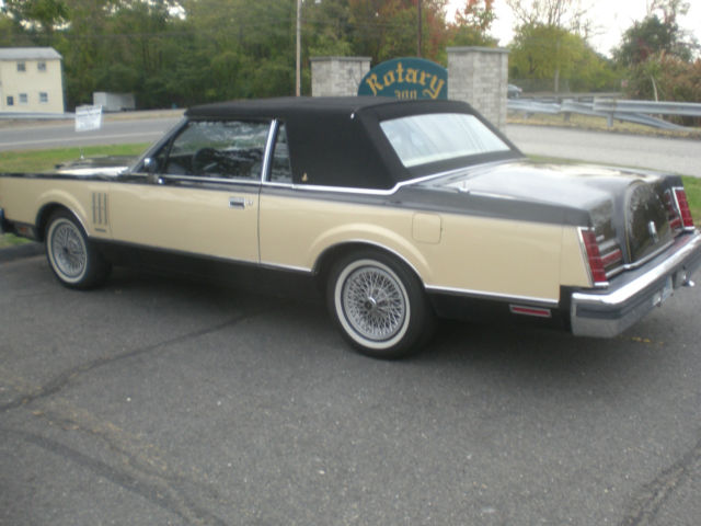 1983 Lincoln Continental mark vi - photo 3
