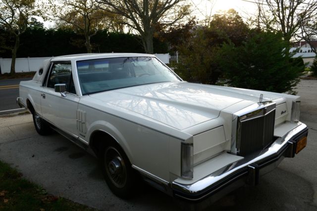 1983 Lincoln Continental