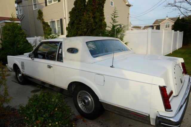 1983 Lincoln Continental - photo 3