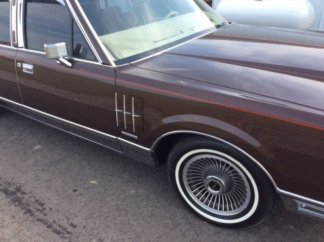 1983 Lincoln Continental - photo 4