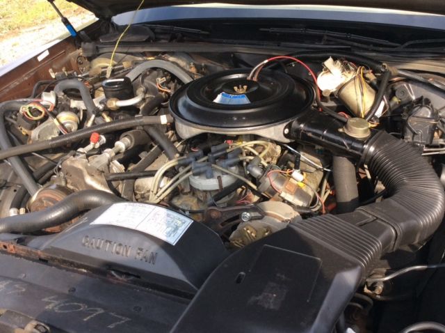 1983 Lincoln Continental - photo 9