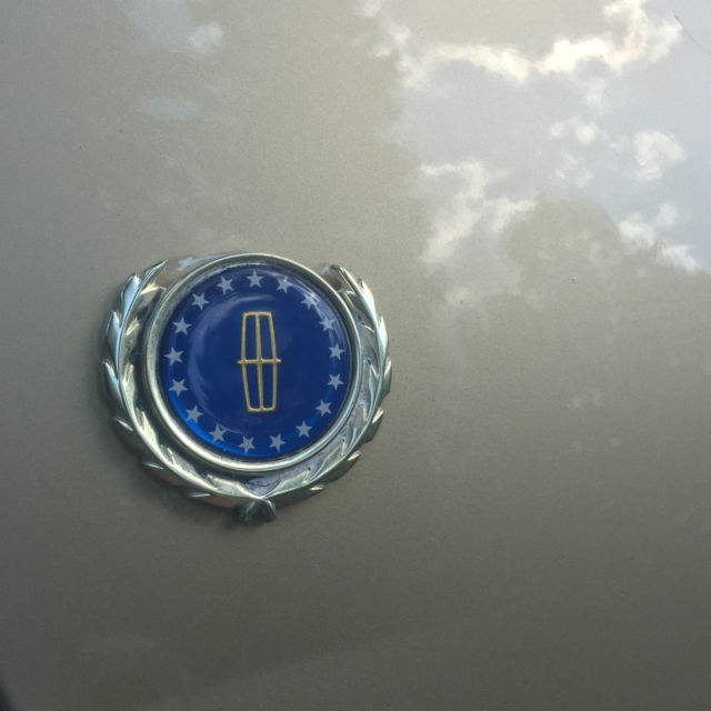 1983 Lincoln Continental - photo 11
