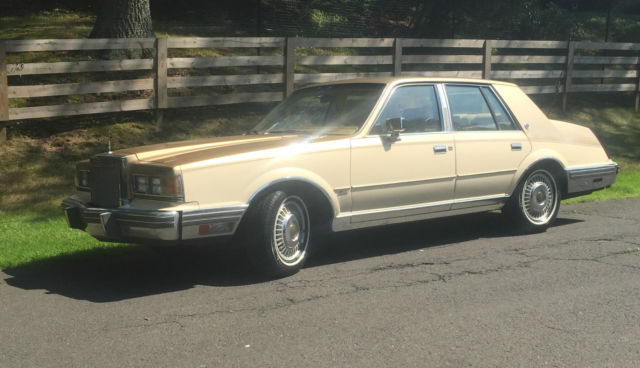 1983 Lincoln Continental - photo 3