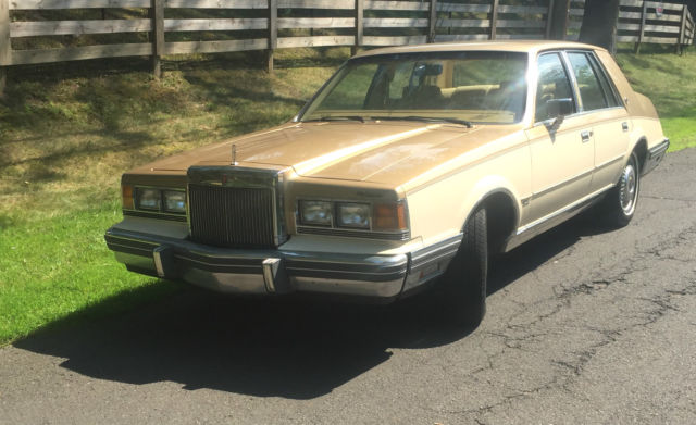 1983 Lincoln Continental - photo 5
