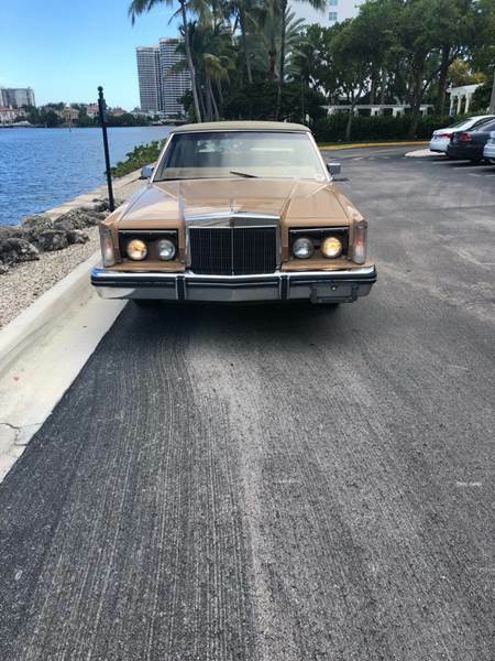 1983 Lincoln Continental Base 4dr Sedan - photo 9